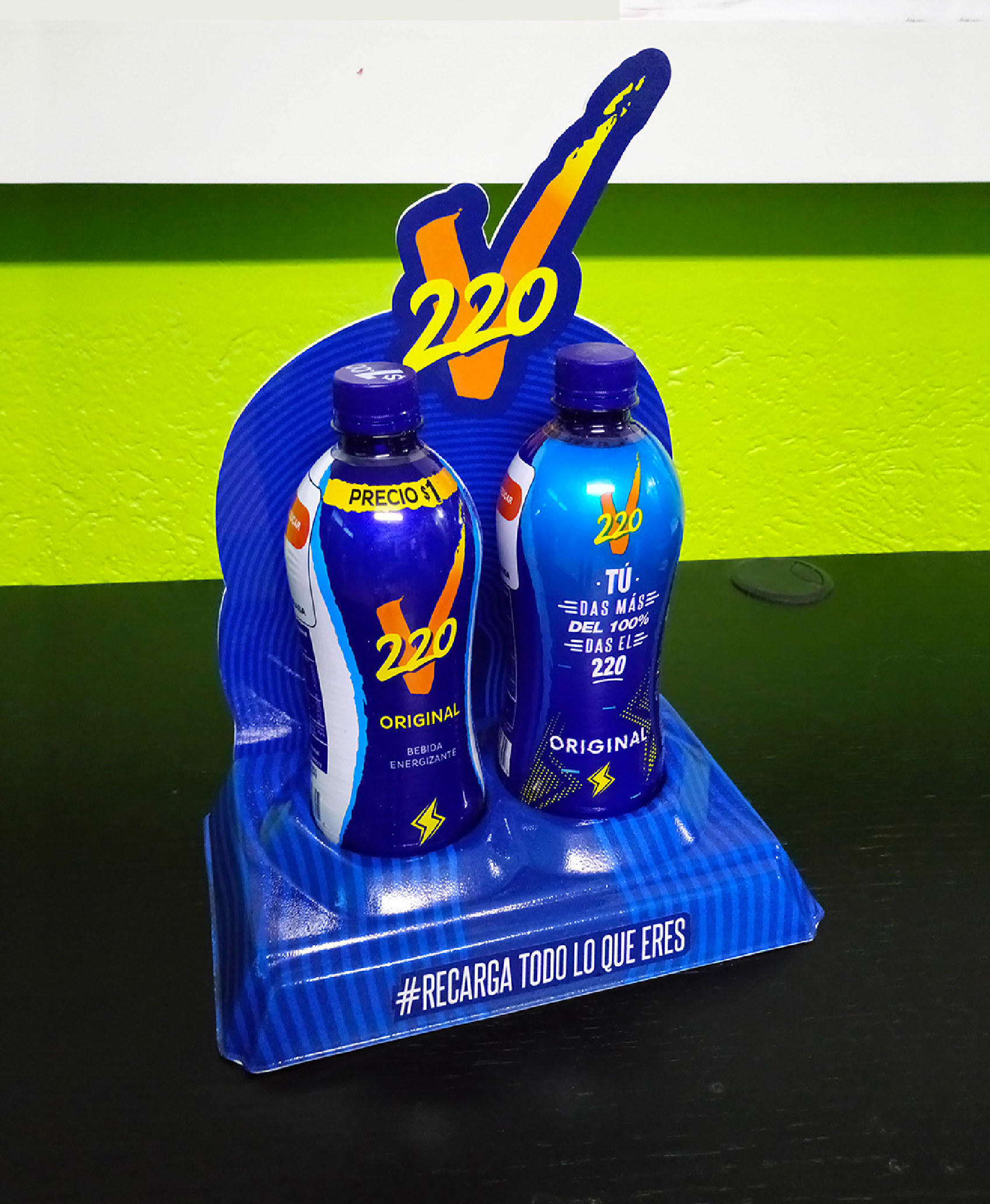 EXHIBIDOR DE COUNTER 1